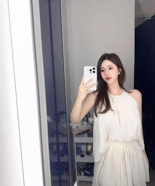 国产美女网红写真视频,国产美女网红写真视频魅力瞬间