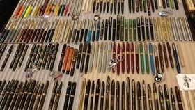 国产中性笔字视频,一划一世界  第3张